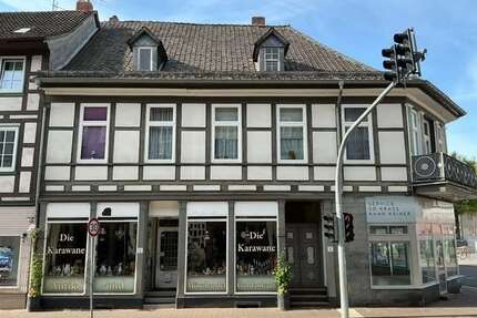 Haus zum Kaufen in Einbeck 389.000,00 € 215 m²
