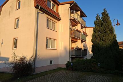 Wohnung zentral in Groitzsch - 440,00&nbsp;EUR Kaltmiete, ca.&nbsp; 52,00&nbsp;m&sup2; in Groitzsch (PLZ: 04539)