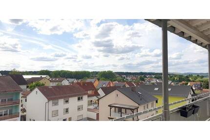 Lichtdurchflutete 2-ZKB-Wohnung mit Küche und großem Balkon! - Kaiserslautern / Siegelbach