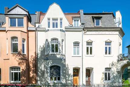 Haus zum Mieten in Bonn Alt-Godesberg 2.550,00 € 180 m² - Bonn / Alt-Godesberg