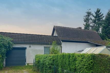 Helles Einfamilienhaus mit offener Wohnküche & großem Gartenparadies - Petershagen/Eggersdorf