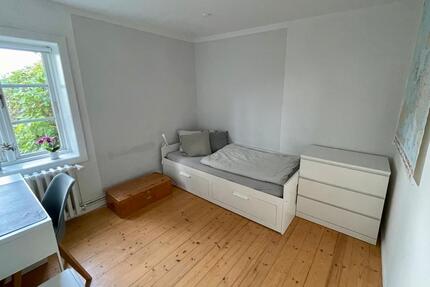 Wohnen wo andere Urlaub machen - 450,00&nbsp;EUR Kaltmiete, ca.&nbsp; 13,00&nbsp;m&sup2; in Glücksburg (Ostsee) (PLZ: 24960)
