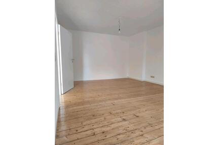 4,5-Zimmer-Wohnung mit Garten - 1.050,00&nbsp;EUR Kaltmiete, ca.&nbsp; 120,00&nbsp;m&sup2; in Homburg (PLZ: 66424)