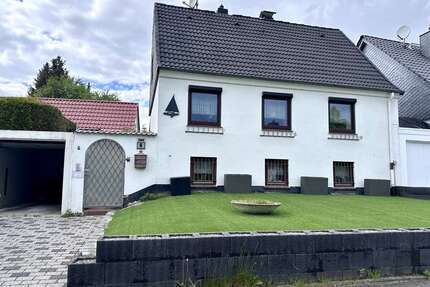 Haus zum Kaufen in Reinfeld 218.000,00 € 104 m²