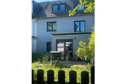 Anfragestop!!! Haus zu vermieten am Grengel - Köln Porz