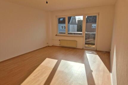 3 Zimmer Wohnung in Leverkusen - 1.300,00&nbsp;EUR Kaltmiete, ca.&nbsp; 82,00&nbsp;m&sup2; in Leverkusen (PLZ: 51371) Bürrig