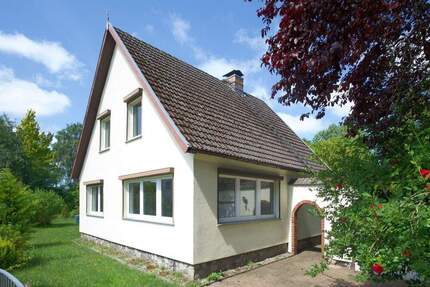 Wohnhaus im Zentrum von Prerow - 425.000,00&nbsp;EUR Kaufpreis, ca.&nbsp; 160,00&nbsp;m&sup2;&nbsp;Wohnfl&auml;che in Prerow (PLZ: 18375)