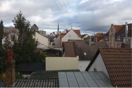 Haus zum Kaufen in Frankfurt 1.200.000,00 € 255 m²