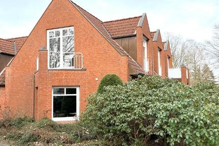 Geräumige 3-Zimmer-Dachgeschosswohnung mit zwei Balkonen - frisch renoviert - Quickborn