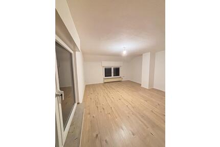 Wohnung in Düren Rölsdorf: RENOVIERT + GESTRICHEN!