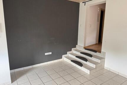 Wohnung zu vermieten - 750,00&nbsp;EUR Kaltmiete, ca.&nbsp; 95,00&nbsp;m&sup2; in Homburg (PLZ: 66424)