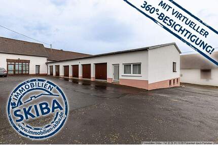 Gewerbehalle mit Garagen: Ehemalige Schreinerei mit viel Platz als Lager oder für den Motorsport - Baar-Freilingen