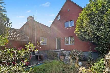 Haus zum Kaufen in Jülich 335.000,00 € 137.34 m²