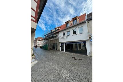 Neubau-wohn-und Geschäftshaus in der Kernaltstadt von Babenhausen