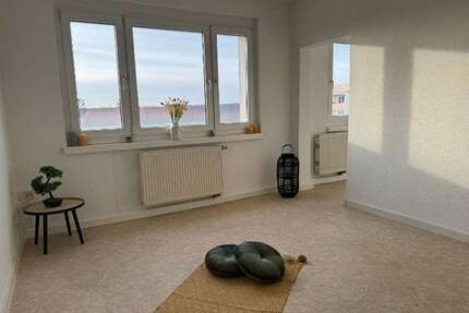 Wohnung zum Mieten in Dessau-Roßlau 243,00 € 24.39 m²