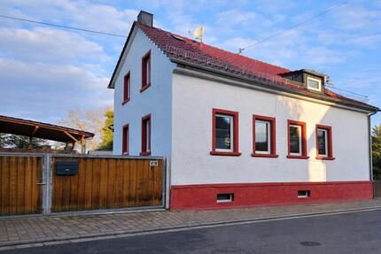 Kernsaniertes EFH (202526) mit Garten, Pool & Nebengebäude - Ebertsheim