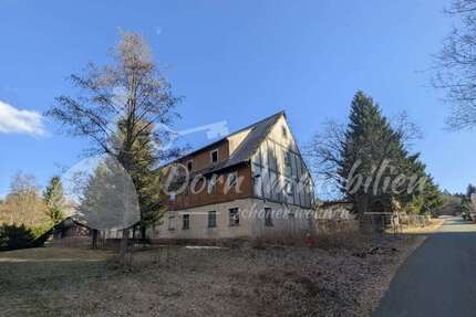 Haus zum Kaufen in Muldenhammer-Schneckenstein 70.000,00 € 1700 m²