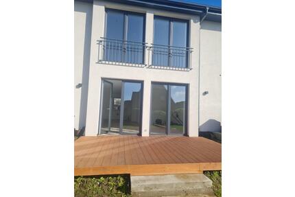 Top modernes Reihenhaus mit Garten, - Lauenburg/Elbe