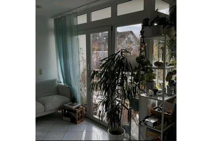 Helle 2-Zimmer Wohnung + großer Balkon - Vaterstetten Baldham