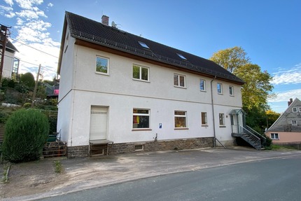 Mehrfamilienhaus mit 3 Wohnungen + 1 Gewerbe oder 1 Wohnung im EG - Frankenberg