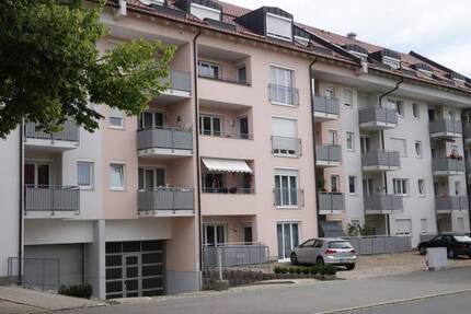 3-Zi-Wohnung mit sonnigen Balkon und Stellplatz - Straubing
