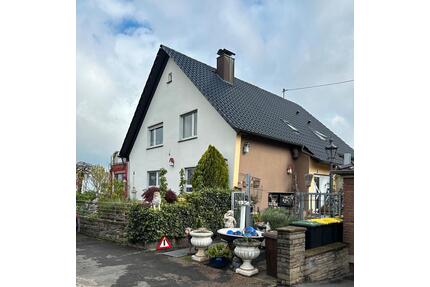 Zweifamilienhaus im Siebengebirge mit Blick auf den Kölner Dom - Königswinter