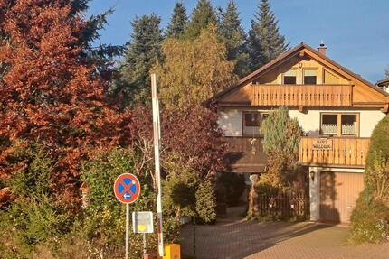 Gepflegtes Einfamilienhaus - 395.000,00&nbsp;EUR Kaufpreis, ca.&nbsp; 300,00&nbsp;m&sup2; in Furtwangen im Schwarzwald (PLZ: 78120)