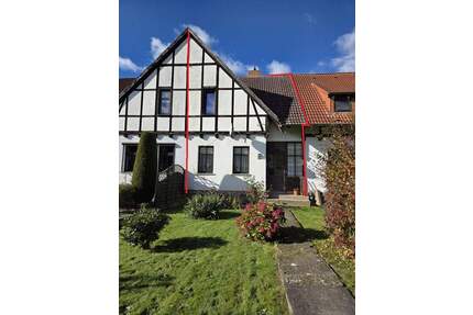 Reihenmittelhaus auf schönem und großem Grundstück in beliebter Wohnlage - Neetzow-Liepen