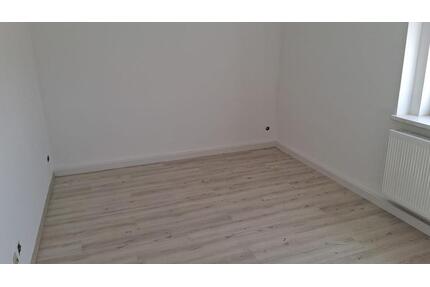 ***2 Monate Kaltmietfrei*** 2-Zimmer-Wohnung mit hellem Bad und Küche in Glauchau