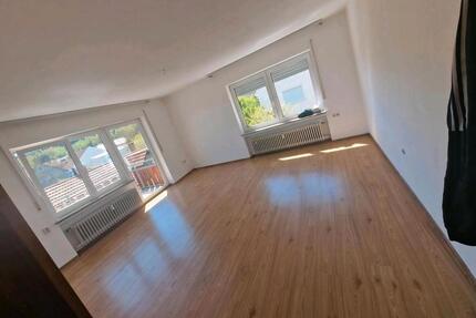 3 zimmer wohnung mit Balkon - 650,00&nbsp;EUR Kaltmiete, ca.&nbsp; 90,00&nbsp;m&sup2; in Stödtlen (PLZ: 73495)