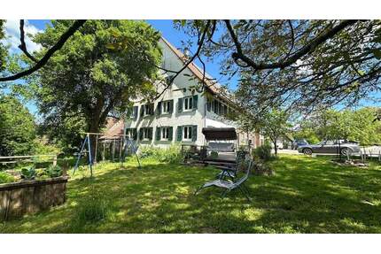 Bauernhaus mit Scheune, Nebengebäuden und viel Land zu verkaufen! - Attenweiler Gutershofen