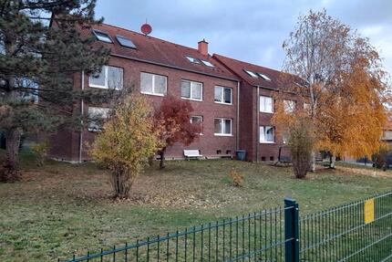 Gepflegte 1-Zimmer Wohnung in Nessetal mit Stellplatz - Drei Gleichen
