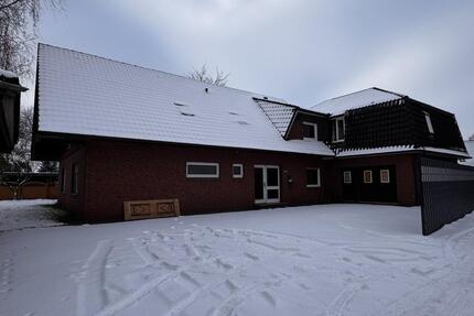 Haus in ApenAugustfehn über 300m2 Wfl 15Z 2K 3B 1072m2 Grdst