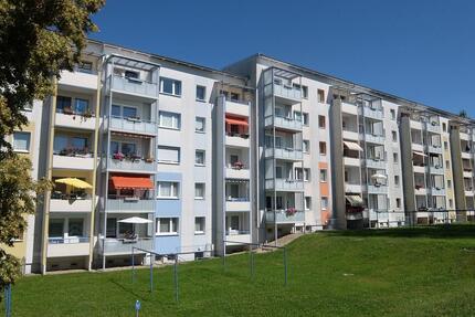 Familienwohnung mit Balkon - 297,00&nbsp;EUR Kaltmiete, ca.&nbsp; 58,32&nbsp;m&sup2; in Döbeln (PLZ: 04720)