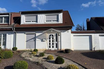 R E S E R V I E R T! Doppelhaushälfte in ruhiger, sonniger Wohnlage in einem Ortsteil von Saarlouis