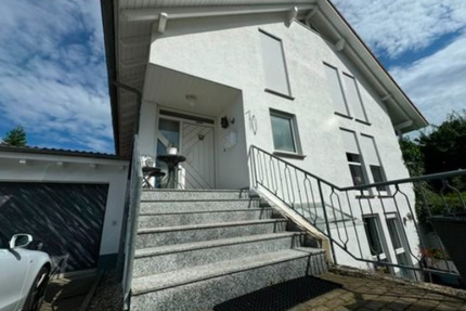 Schönes Haus mit Pool, großem Garten und Garage zu vermieten - Bad Dürrheim