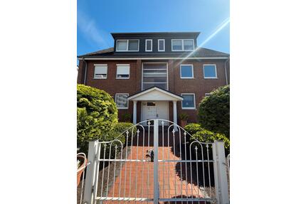 Exklusive 2-Zimmer-Wohnung in Top-Strandlage – hochwertig kernsaniert & voll möbliert - Timmendorfer Strand