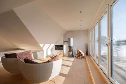 Wohnung zum Kaufen in Düsseldorf-Zoo 1.398.000,00 € 196 m²