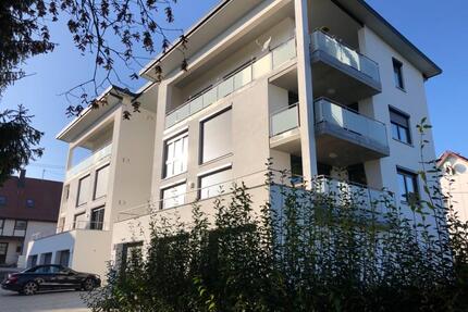 Sonnige 3 Zimmer Wohnung - 1.150,00&nbsp;EUR Kaltmiete, ca.&nbsp; 105,00&nbsp;m&sup2; in Bad Buchau (PLZ: 88422)