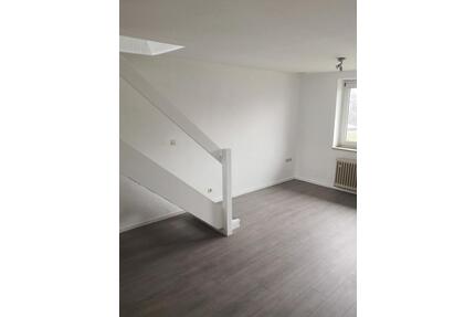 3 Zimmer Wohnung 75 qm EBK Parkplatz - Wrestedt