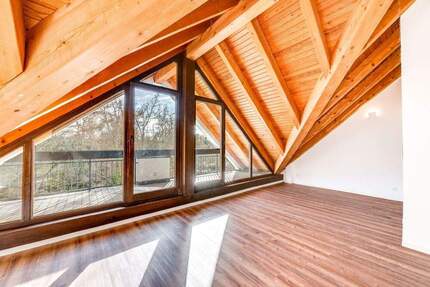 AIGNER - Moderne 2-Zimmer Dachgeschosswohnung mit Blick über die Würm! - Krailling