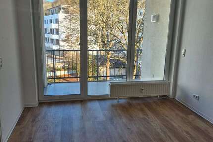 Wohnung zum Mieten in Suhl 320,00 € 45.49 m²