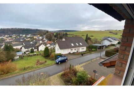 Helle Vierzimmerwohnung in Daun, mit circa 105 m²