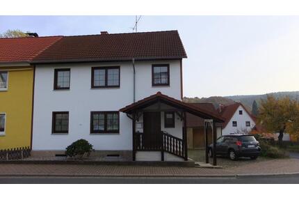 Provisionsfrei: Charme, Platz & Wärmepumpe! Familienhaus in Wilde - Wildeck