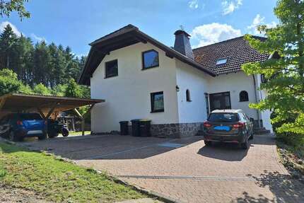 Haus zum Kaufen in Waldsolms 529.000,00 € 240 m²
