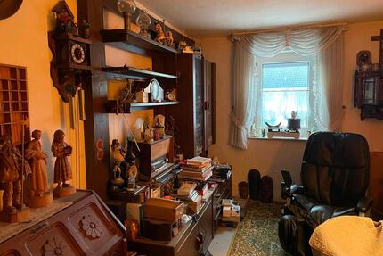 dringende haus zur mitten - 1.350,00&nbsp;EUR Kaltmiete, ca.&nbsp; 180,00&nbsp;m&sup2; in Nördlingen (PLZ: 86720)