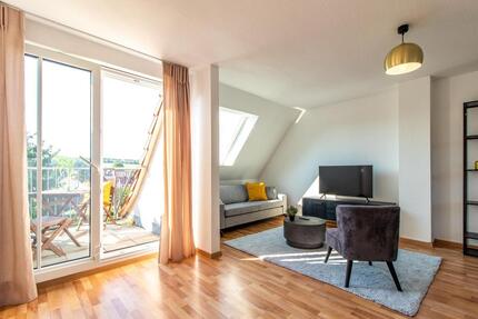 Wunderschöne kompl. neuwertig möblierte Wohnung mit Balkon - Zwickau Zwickau-West