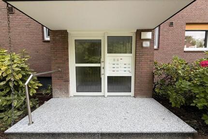 Modernisierte Eigentumswohnung mit großen Balkon im Hochparterre - Wilhelmshaven Aldenburg