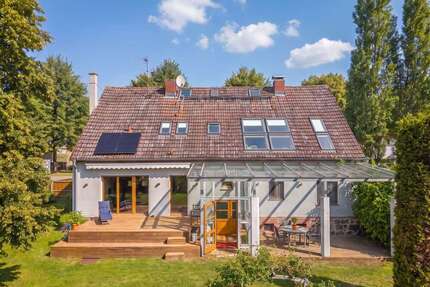 Haus zum Kaufen in Rheinsberg 495.000,00 € 242 m²
