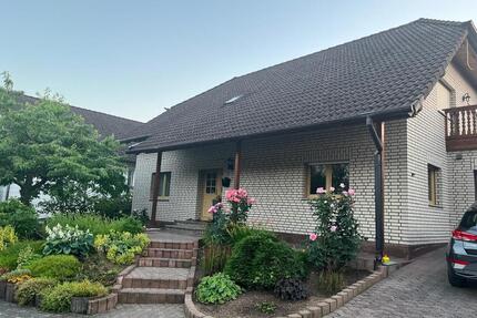 Einfamilienhaus zu verkaufen - 385.000,00&nbsp;EUR Kaufpreis, ca.&nbsp; 160,00&nbsp;m&sup2; in Altenkirchen (Westerwald) (PLZ: 57610)